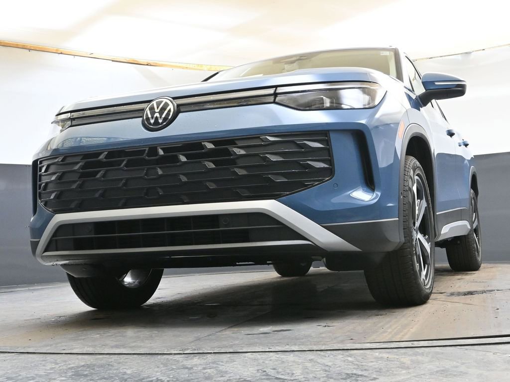 New 2026 Volkswagen Tiguan SE image 36