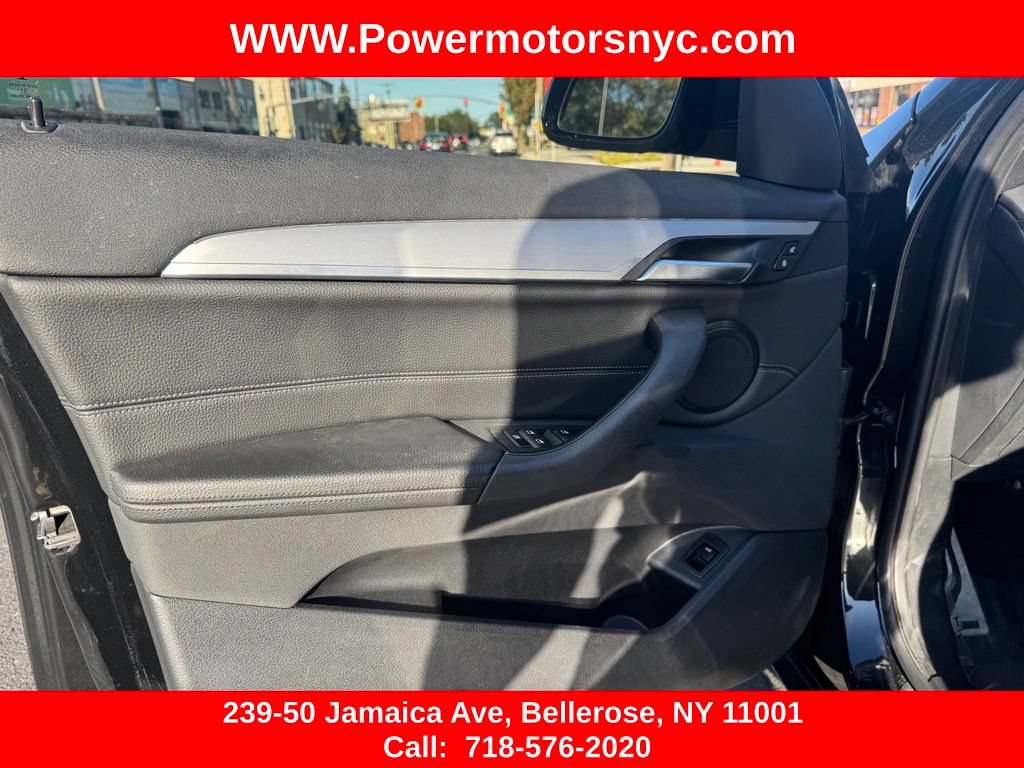 Used 2022 BMW X1 xDrive28i AWD/4WD image 18