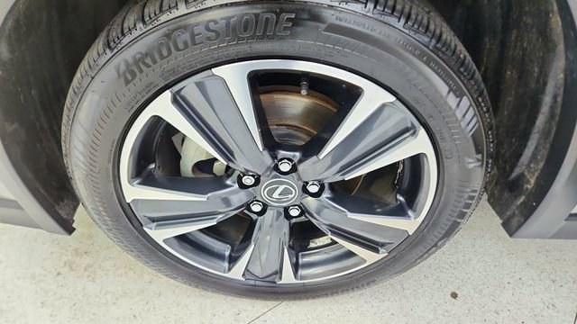 Used 2019 Lexus UX 200 FWD image 54