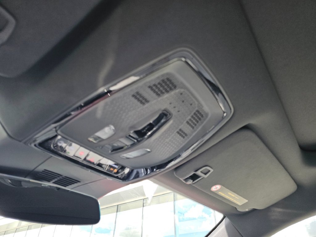 Certified 2024 Cadillac Lyriq Sport AWD/4WD image 32