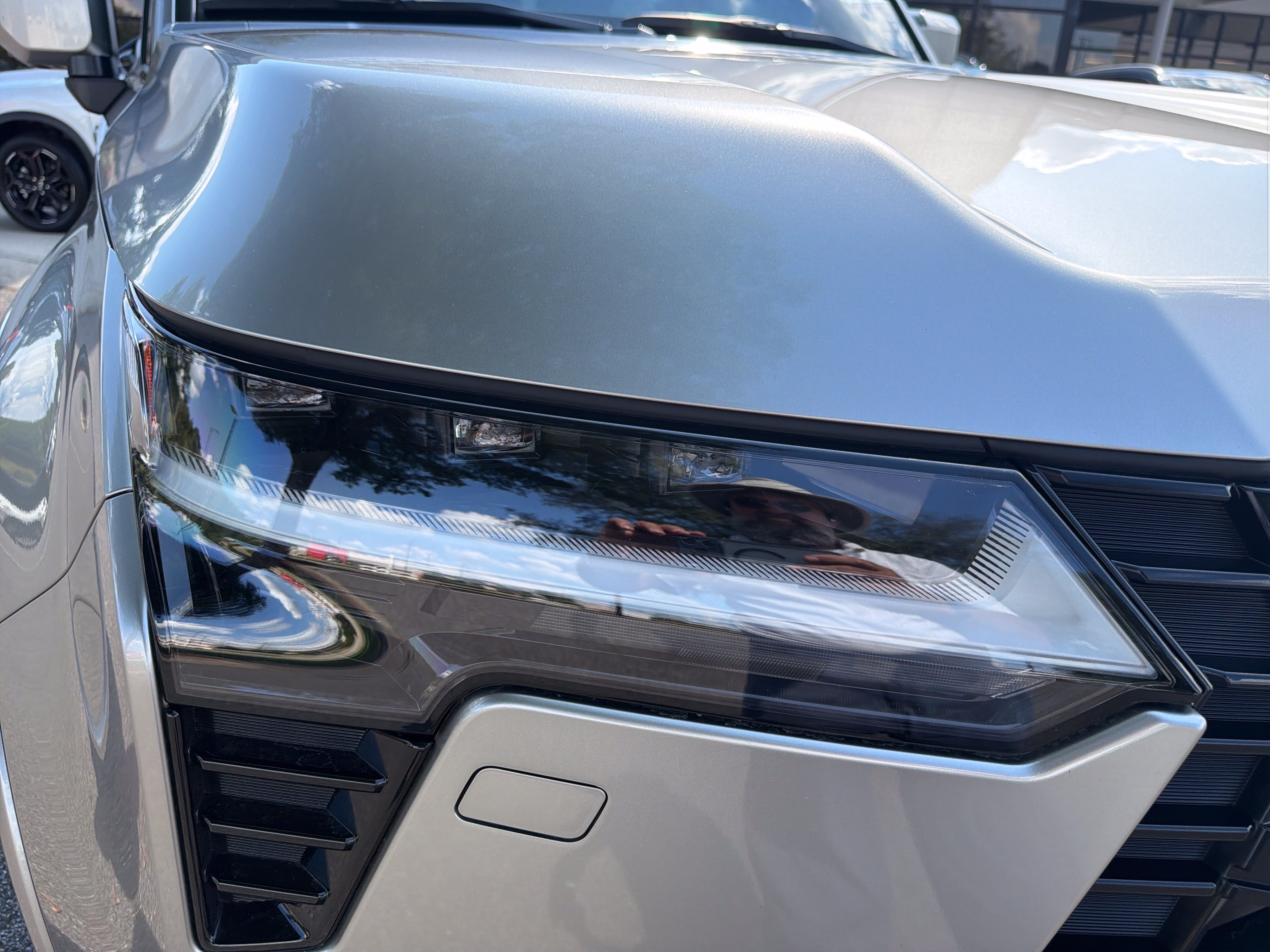 Used 2024 Lexus GX 550 w/ Accessory Package (31) AWD/4WD image 18