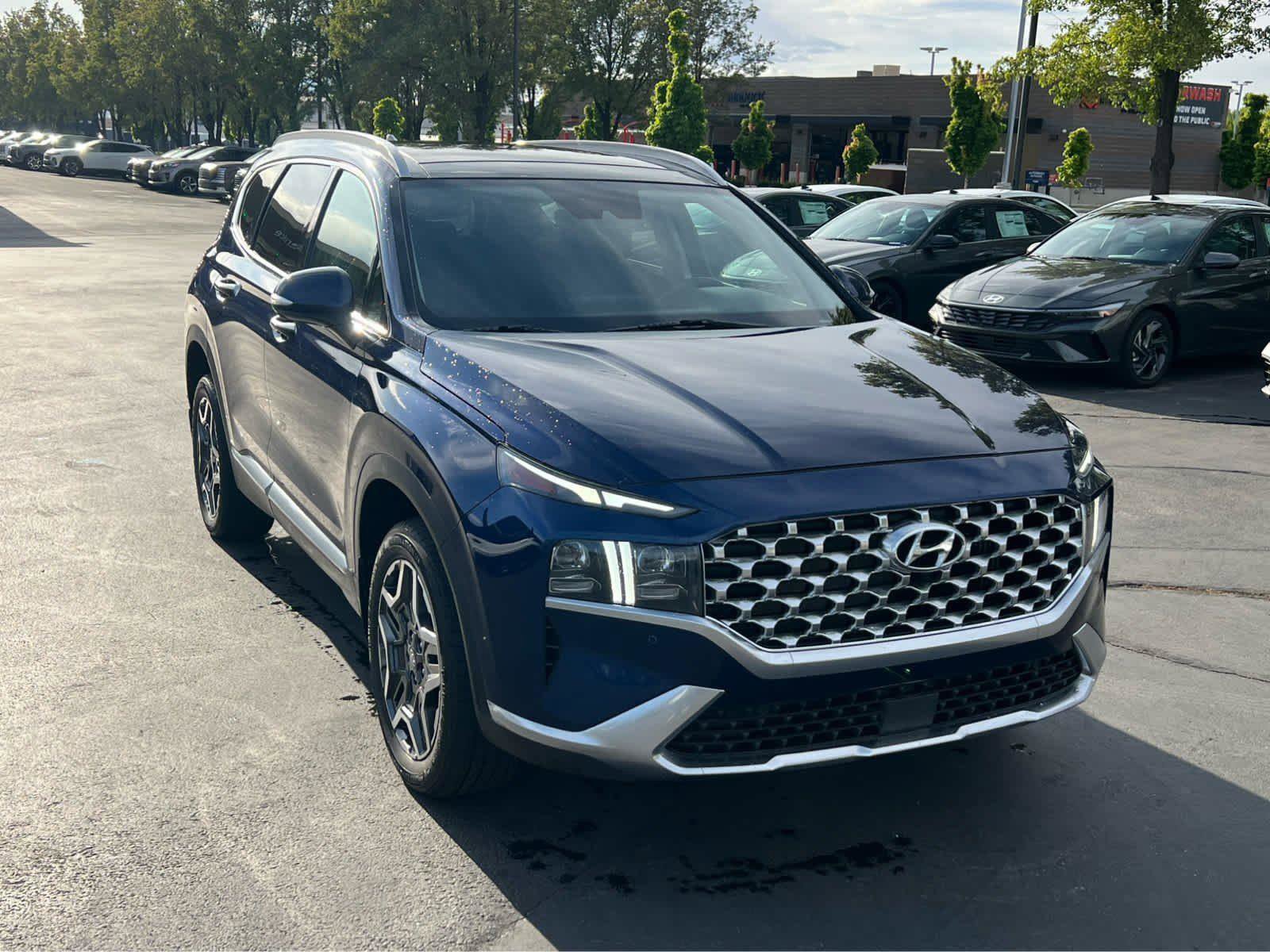 Used 2023 Hyundai Santa Fe Limited AWD/4WD image 4