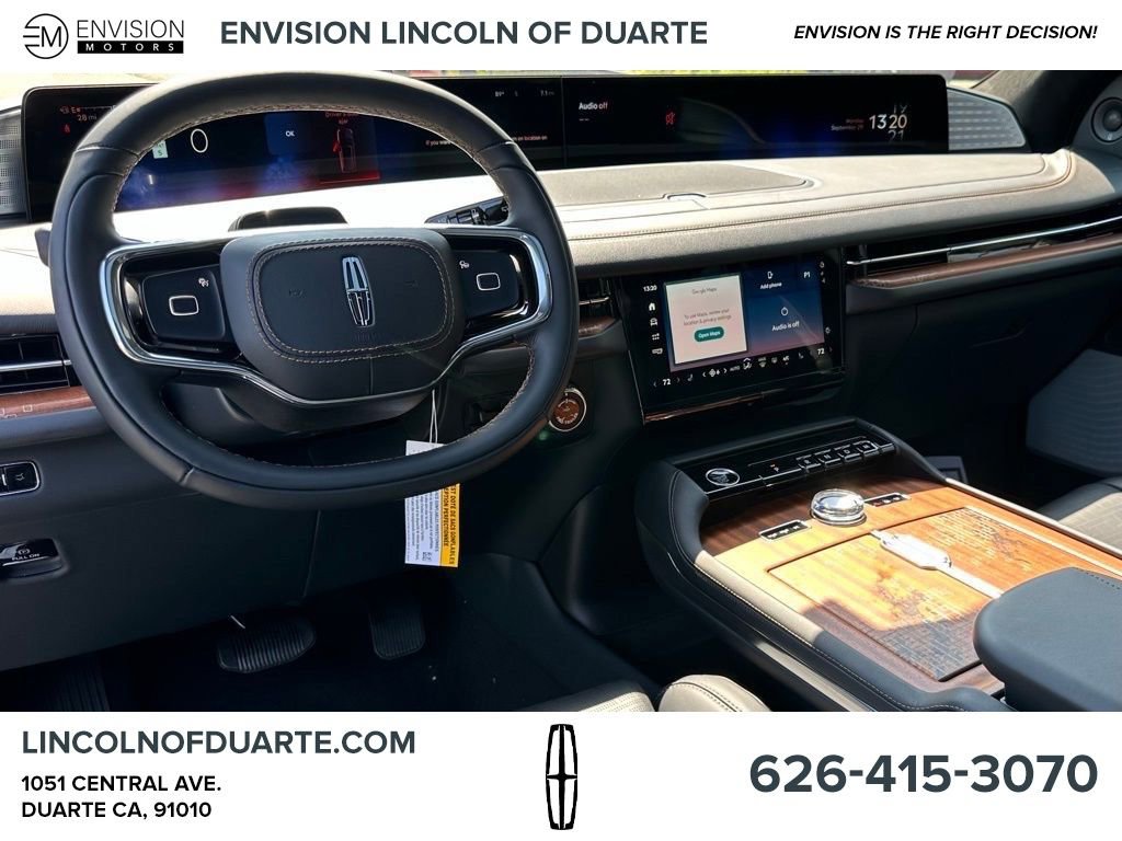 New 2025 Lincoln Navigator Black Label image 23