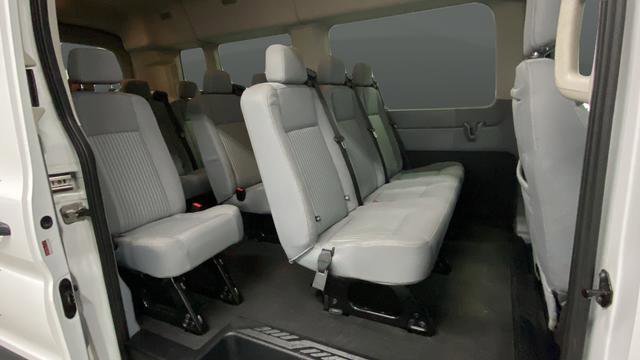 Used 2017 Ford Transit 350 XL RWD image 23