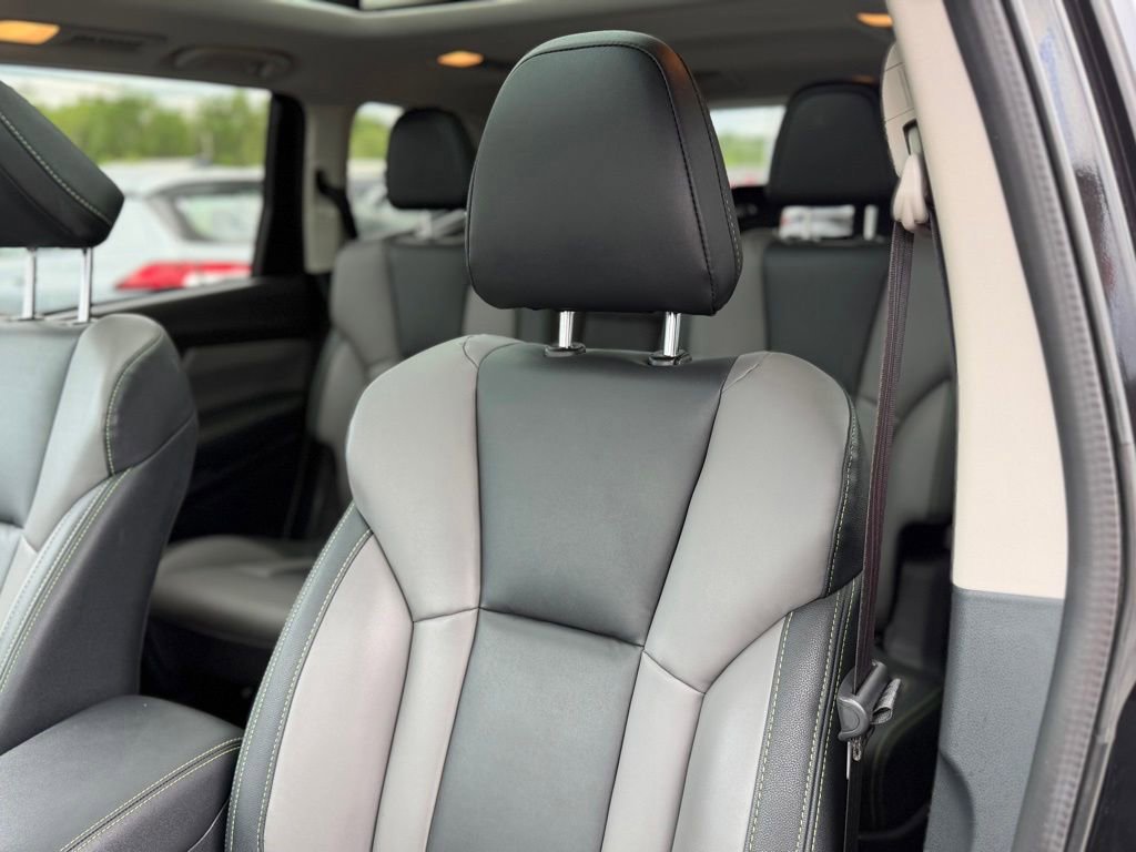 Used 2023 Subaru Ascent Onyx Edition AWD/4WD image 15