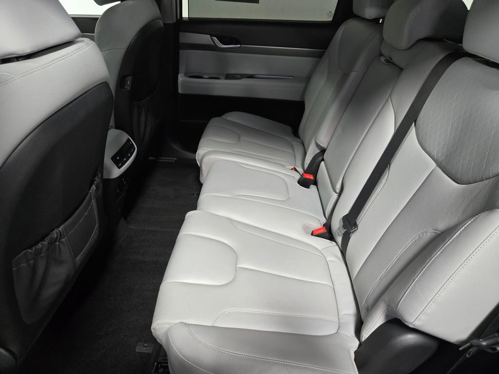 Used 2022 Hyundai Palisade SEL w/ 8P Bench Seat Package image 34