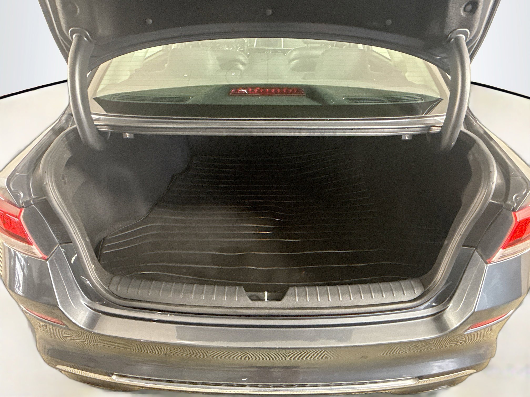 Used 2019 Kia Optima S w/ S Panoramic Sunroof Package image 35