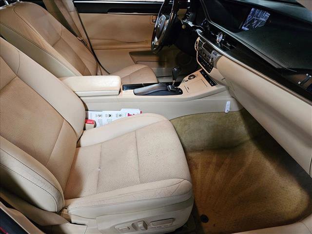 Used 2013 Lexus ES 350 w/ Luxury Pkg image 21