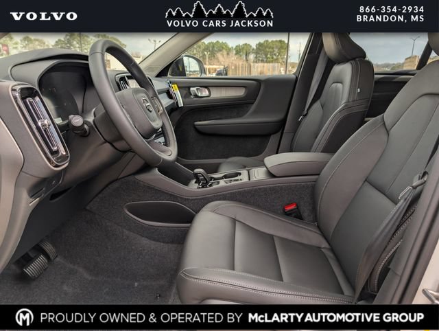 New 2026 Volvo XC40 B5 Core AWD/4WD image 16