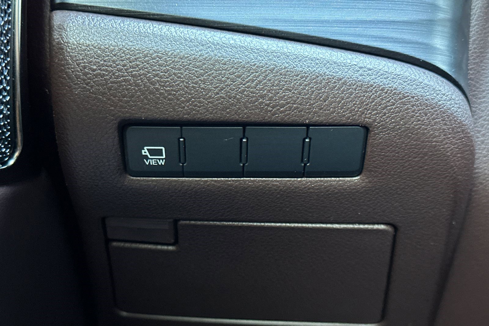 Certified 2021 Lexus ES 300h w/ Accessory Package image 36