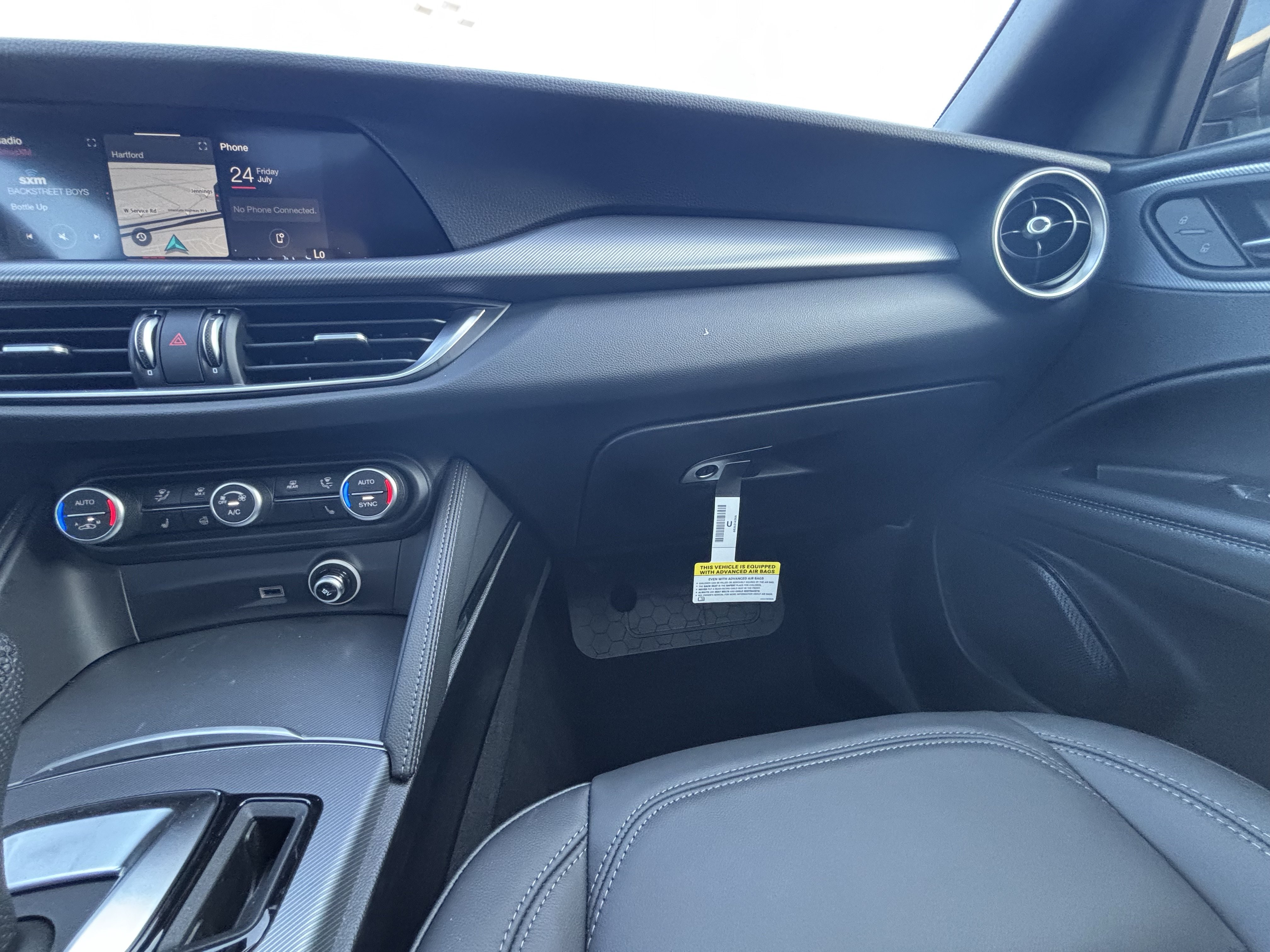 New 2026 Alfa Romeo Stelvio Sprint AWD/4WD image 33
