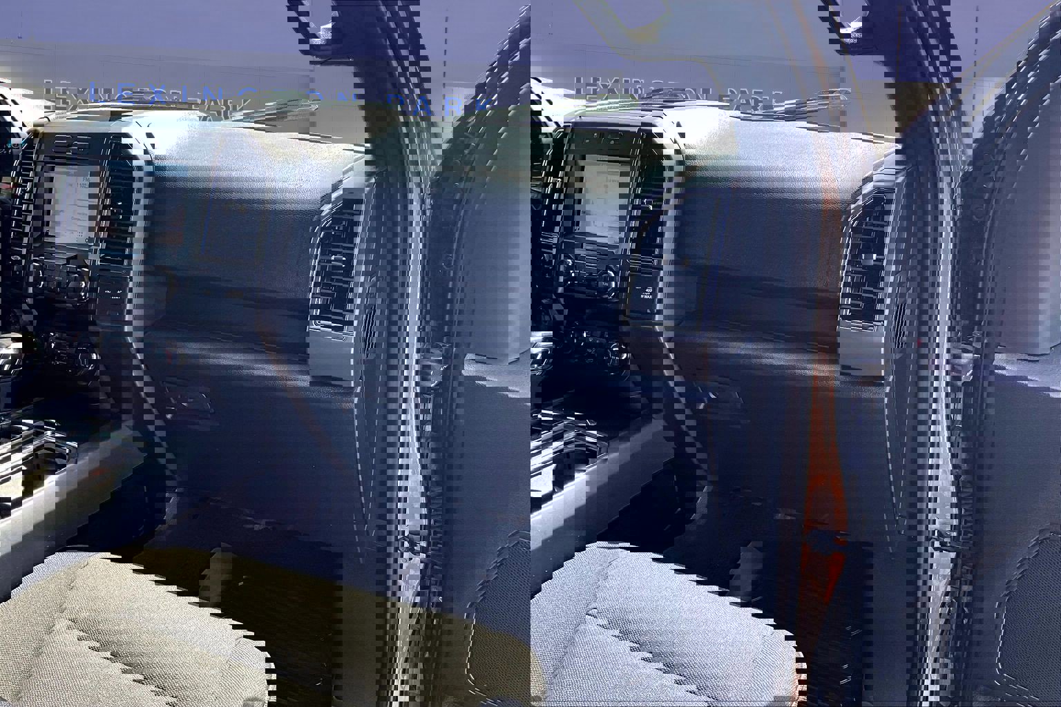 Certified 2019 Ford F150 XLT w/ Equipment Group 302A Luxury AWD/4WD image 27