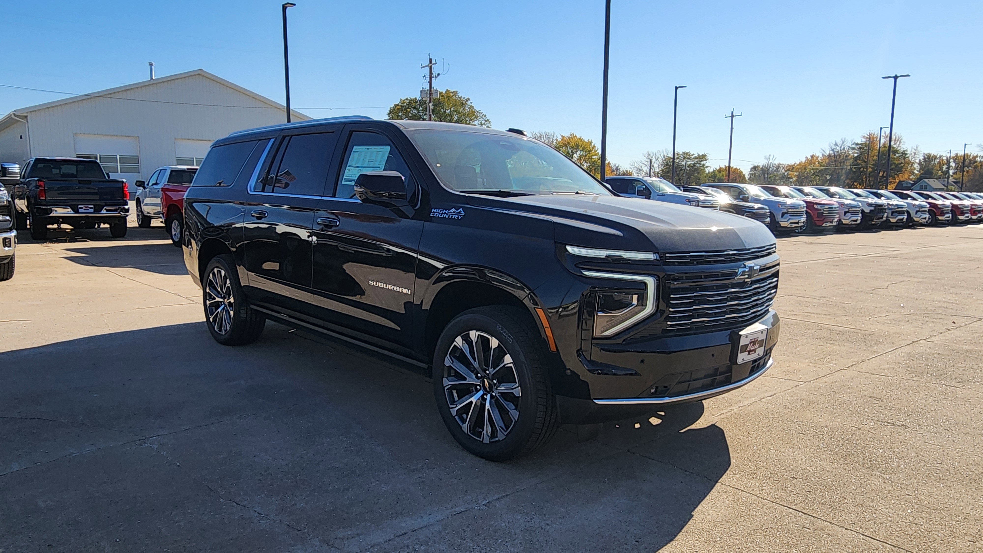 New 2026 Chevrolet Suburban High Country image 3