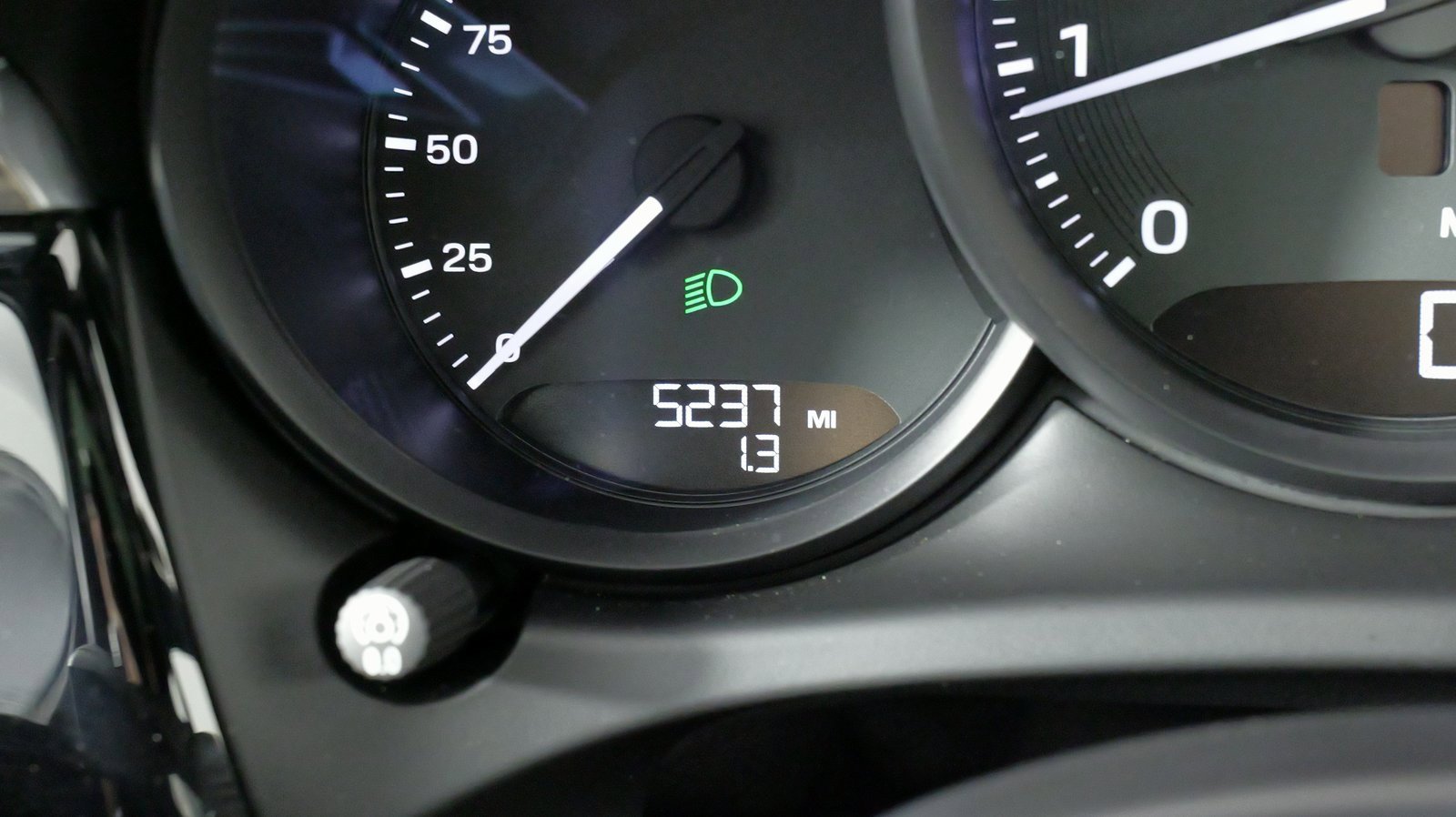 Used 2025 Porsche Macan image 50