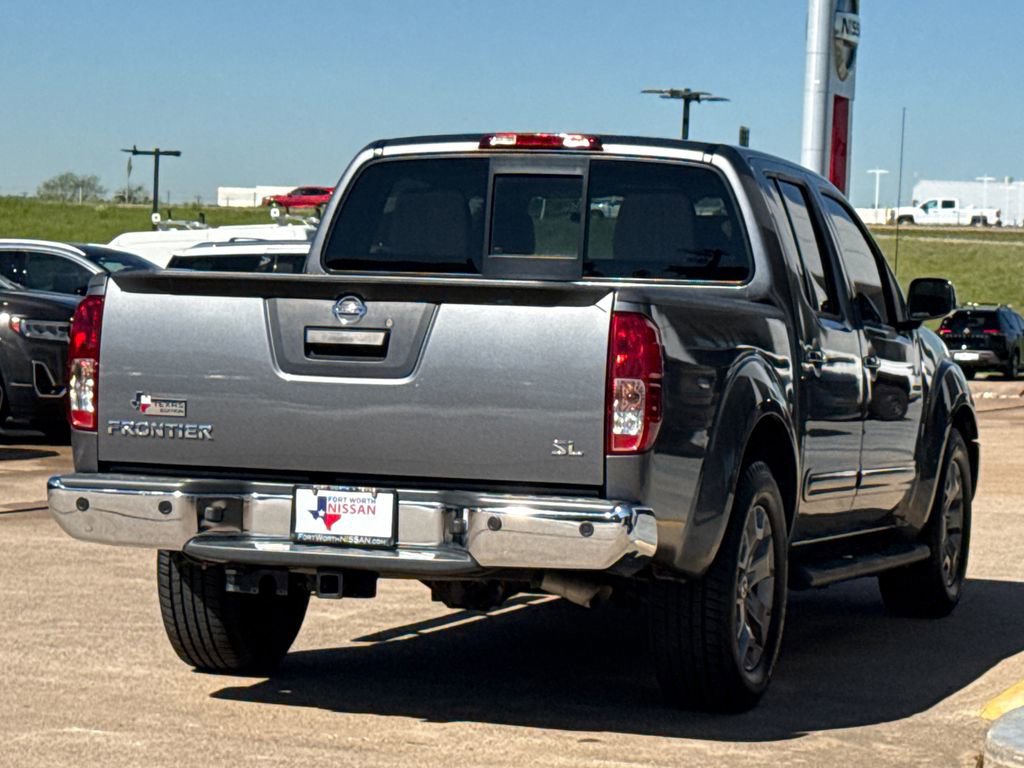 Used 2019 Nissan Frontier SL image 9