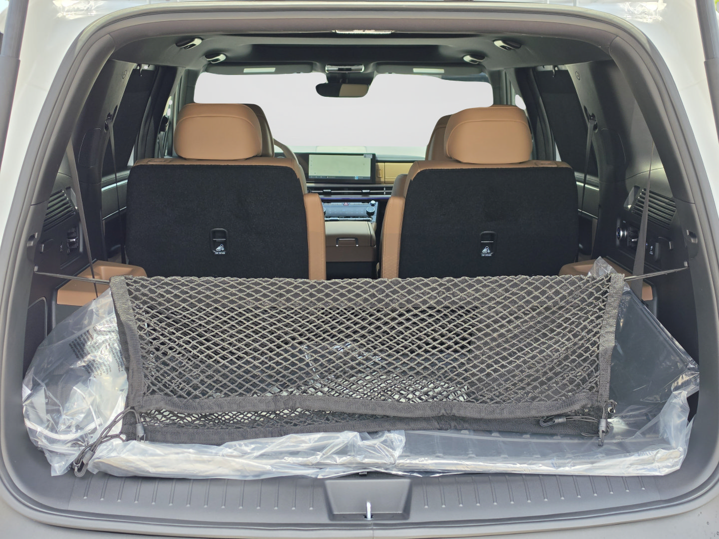 New 2026 Hyundai Santa Fe Limited FWD image 13