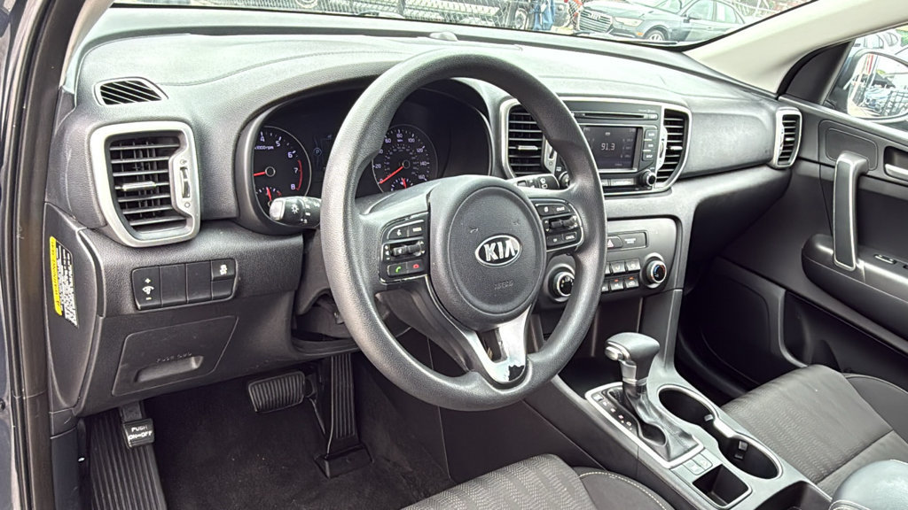 Used 2019 Kia Sportage LX FWD image 23