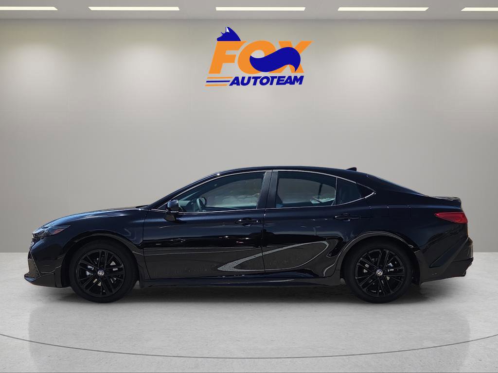 New 2026 Toyota Camry SE FWD image 2