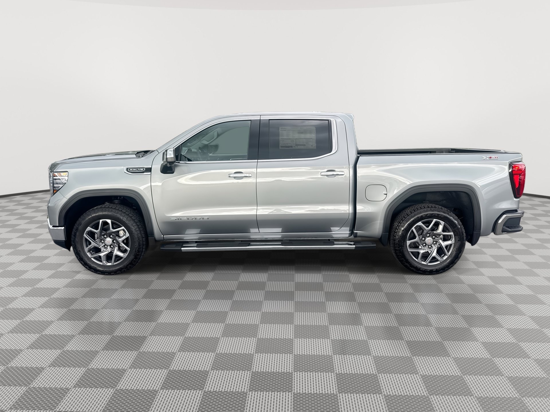 New 2026 GMC Sierra 1500 SLT w/ SLT Premium Plus Package AWD/4WD image 5