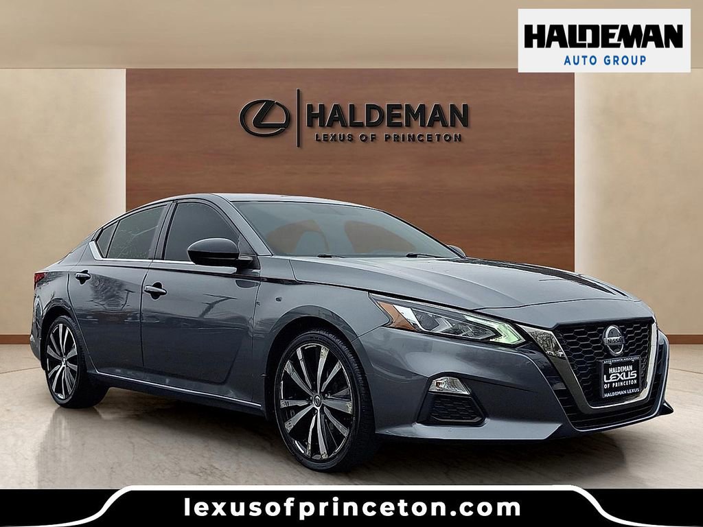 Used 2019 Nissan Altima 2.5 SR video 1