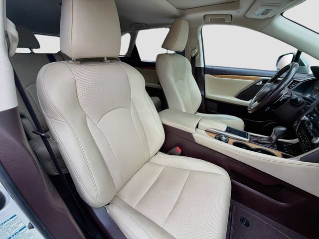 Used 2020 Lexus RX 350L Premium w/ Premium Package AWD/4WD image 28