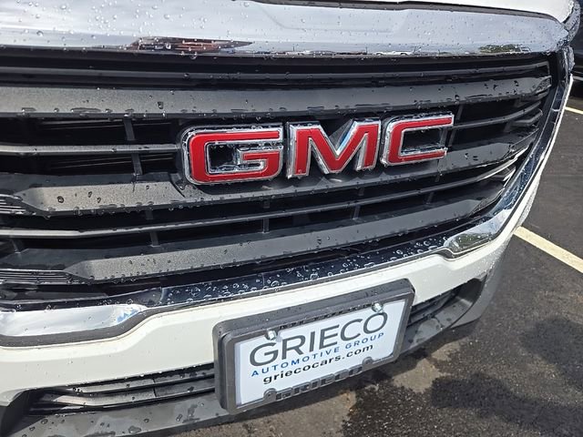 Used 2023 GMC Terrain SLE FWD image 3