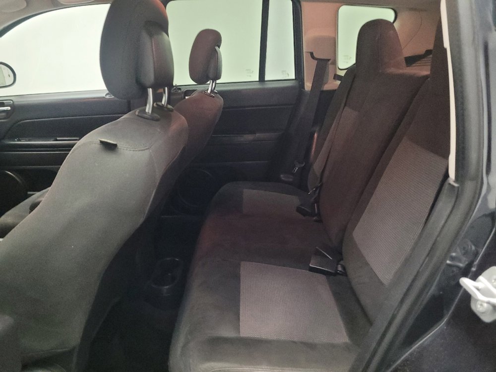 Used 2015 Jeep Compass Sport image 18