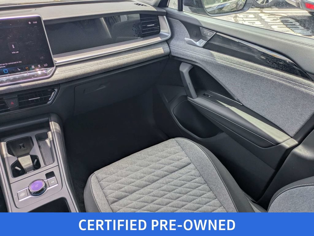 Used 2025 Volkswagen Tiguan S FWD image 18