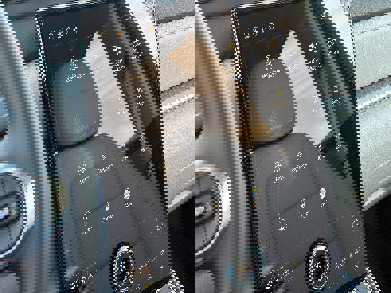 New 2026 GMC Terrain Denali w/ LPO, Floor Liner Package image 25