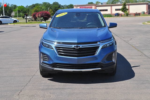 Used 2024 Chevrolet Equinox LT w/ LPO, Floor Liner Package FWD image 8