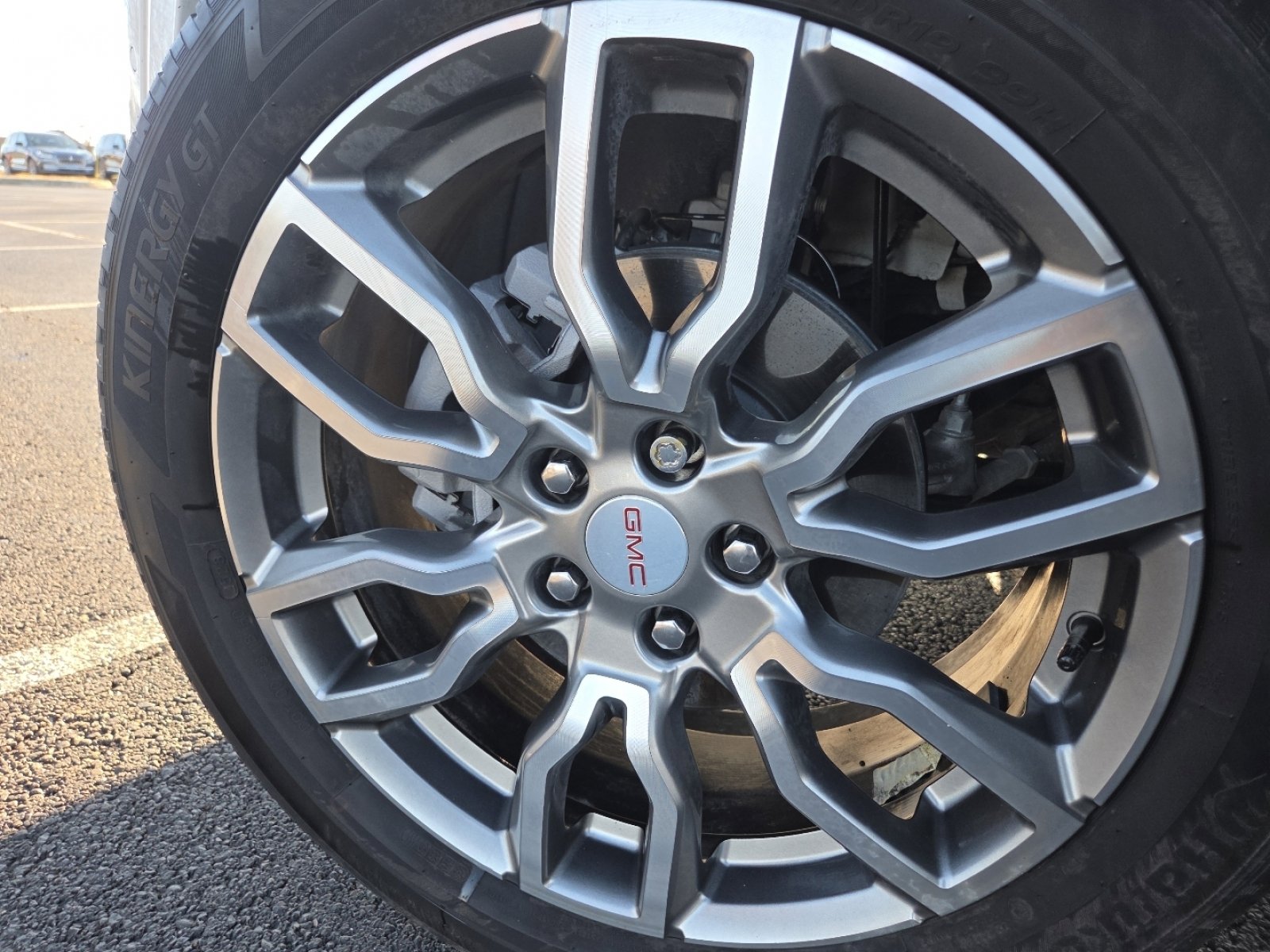 Used 2024 GMC Terrain Denali w/ Denali Premium Package image 13