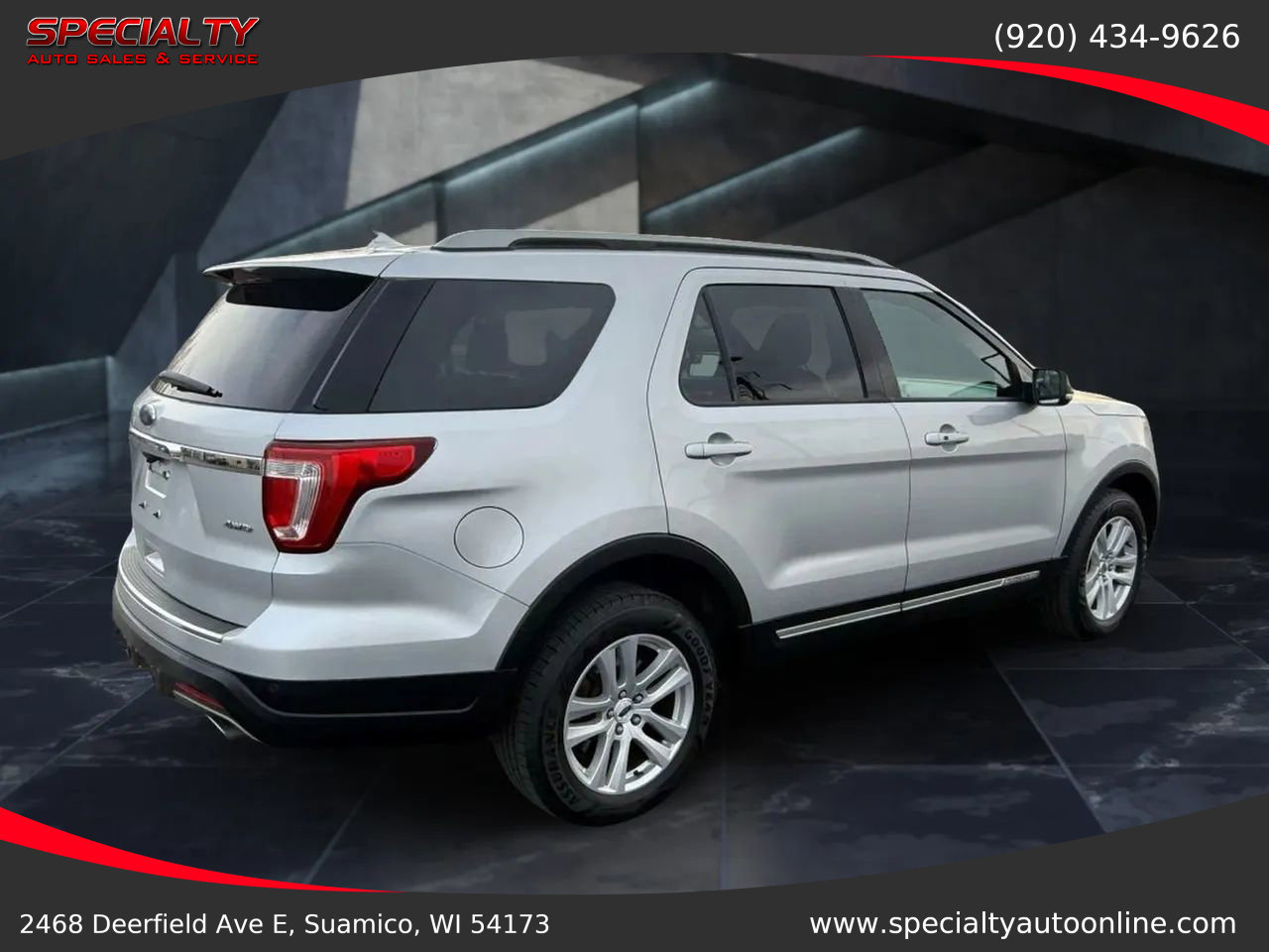 Used 2018 Ford Explorer XLT w/ Equipment Group 202A image 8