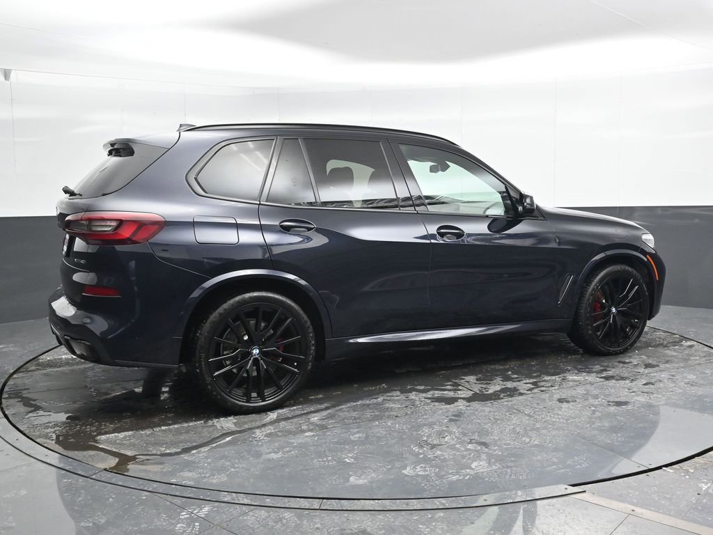 Used 2023 BMW X5 xDrive40i w/ M Sport Package image 4