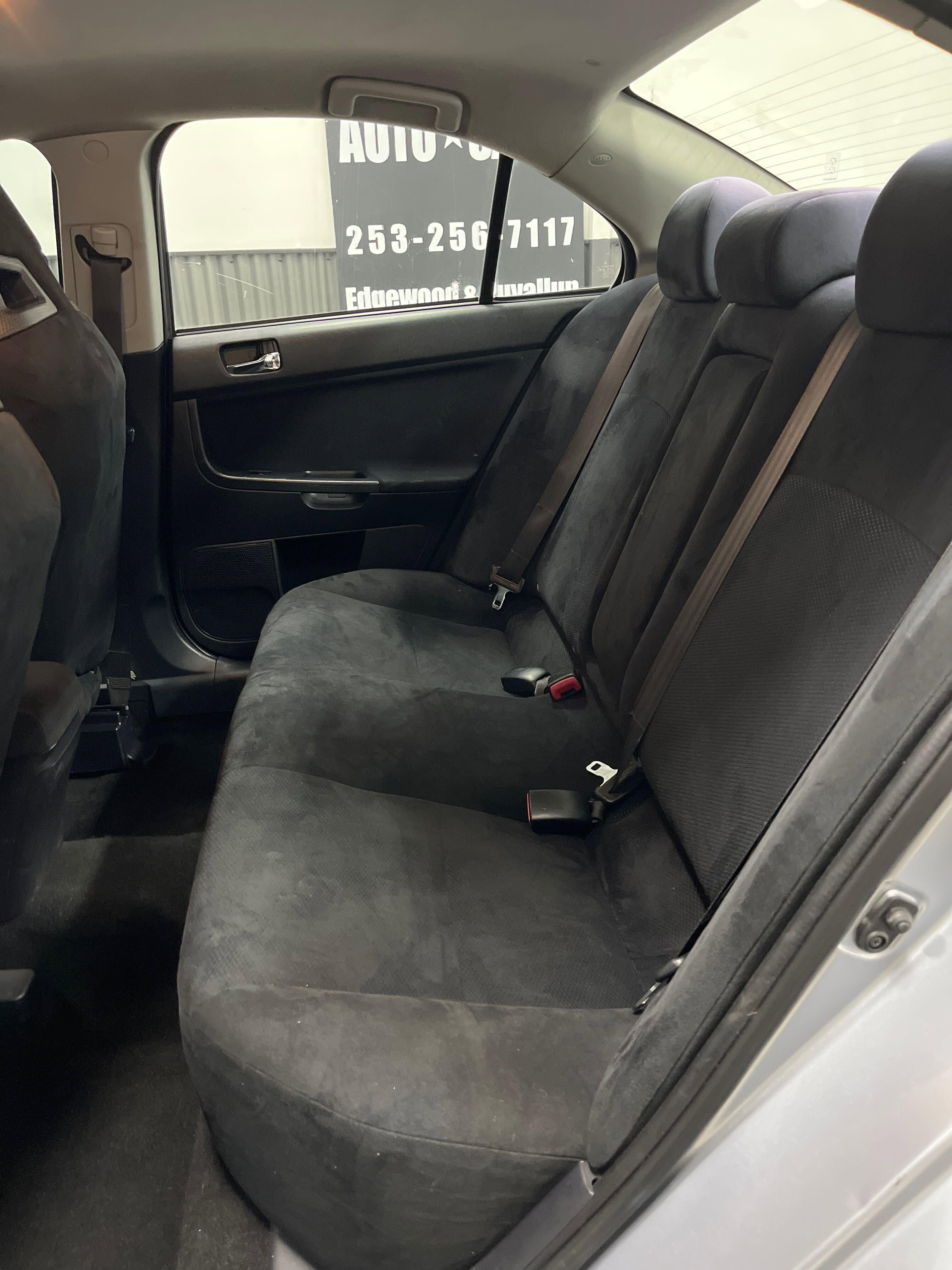 Used 2010 Mitsubishi Lancer Evolution GSR image 21