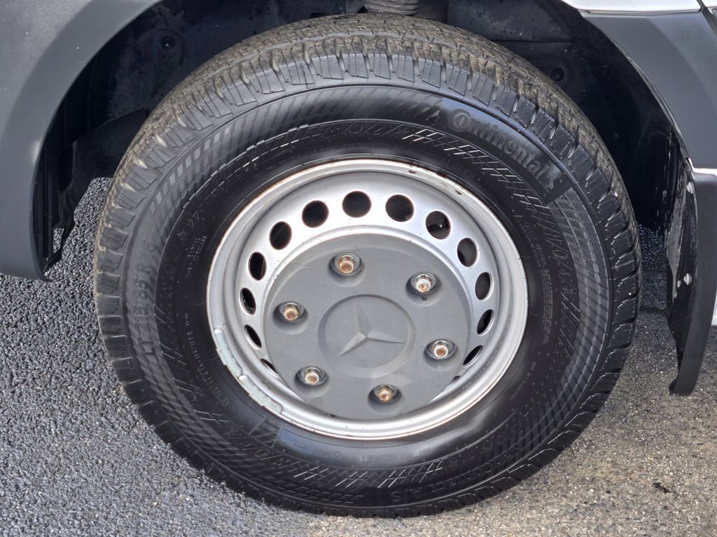 Used 2020 Mercedes-Benz Sprinter 3500 image 9