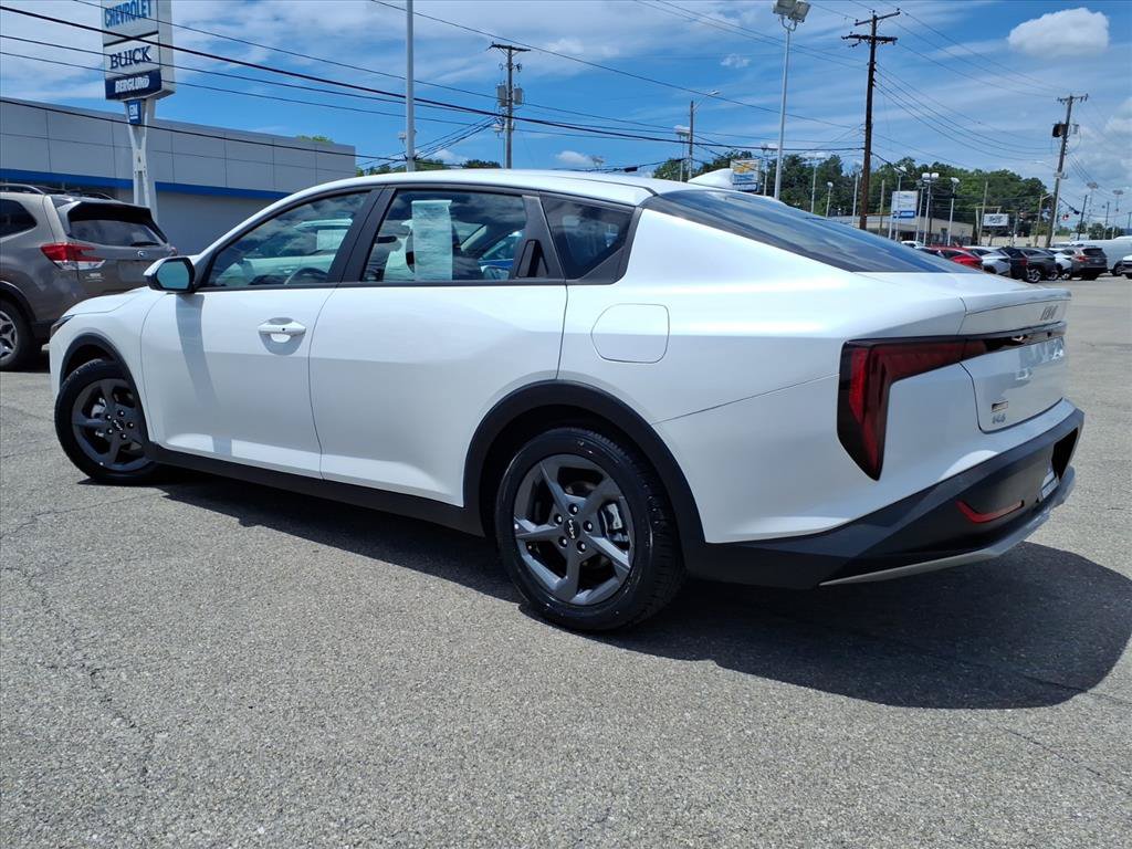 Used 2025 Kia K4 FWD image 6