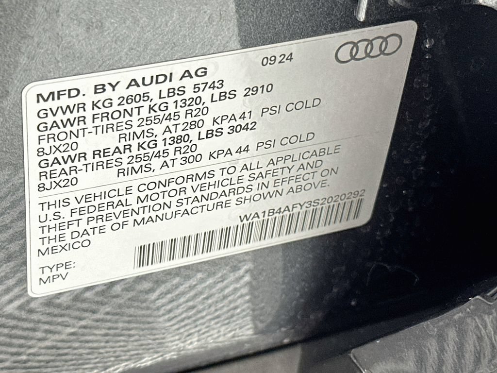 Used 2025 Audi SQ5 Premium Plus AWD/4WD image 35