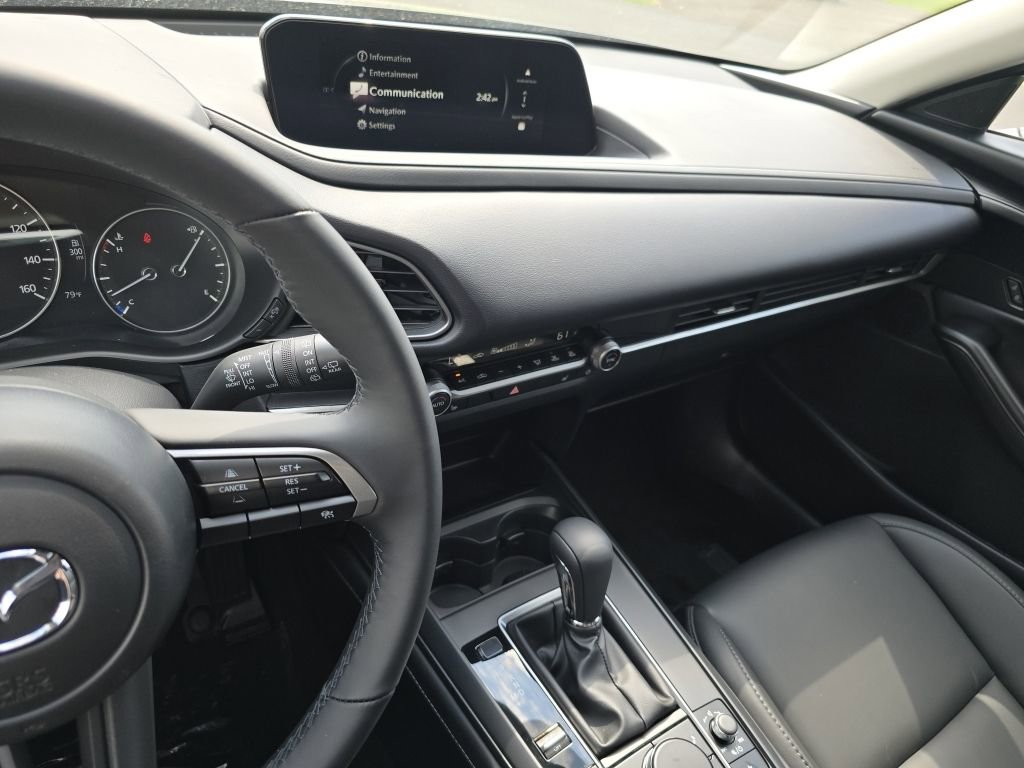 New 2026 MAZDA CX-30 AWD 2.5 S w/ Select Sport Pkg image 17