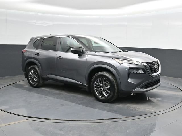 Used 2023 Nissan Rogue S image 5