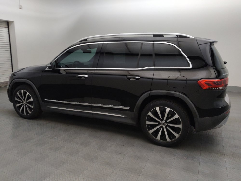 Used 2021 Mercedes-Benz GLB 250 4MATIC w/ Premium Package image 3