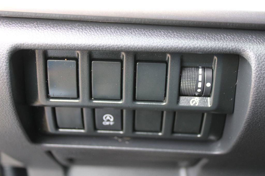 Used 2020 Subaru Forester Premium image 24