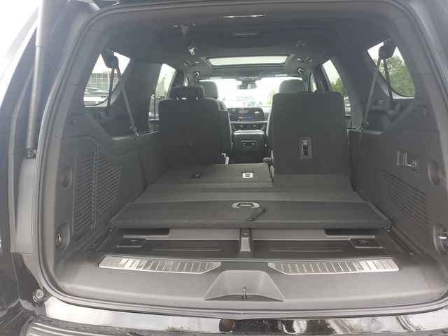 New 2026 Chevrolet Suburban RST w/ RST Capability Package AWD/4WD image 8
