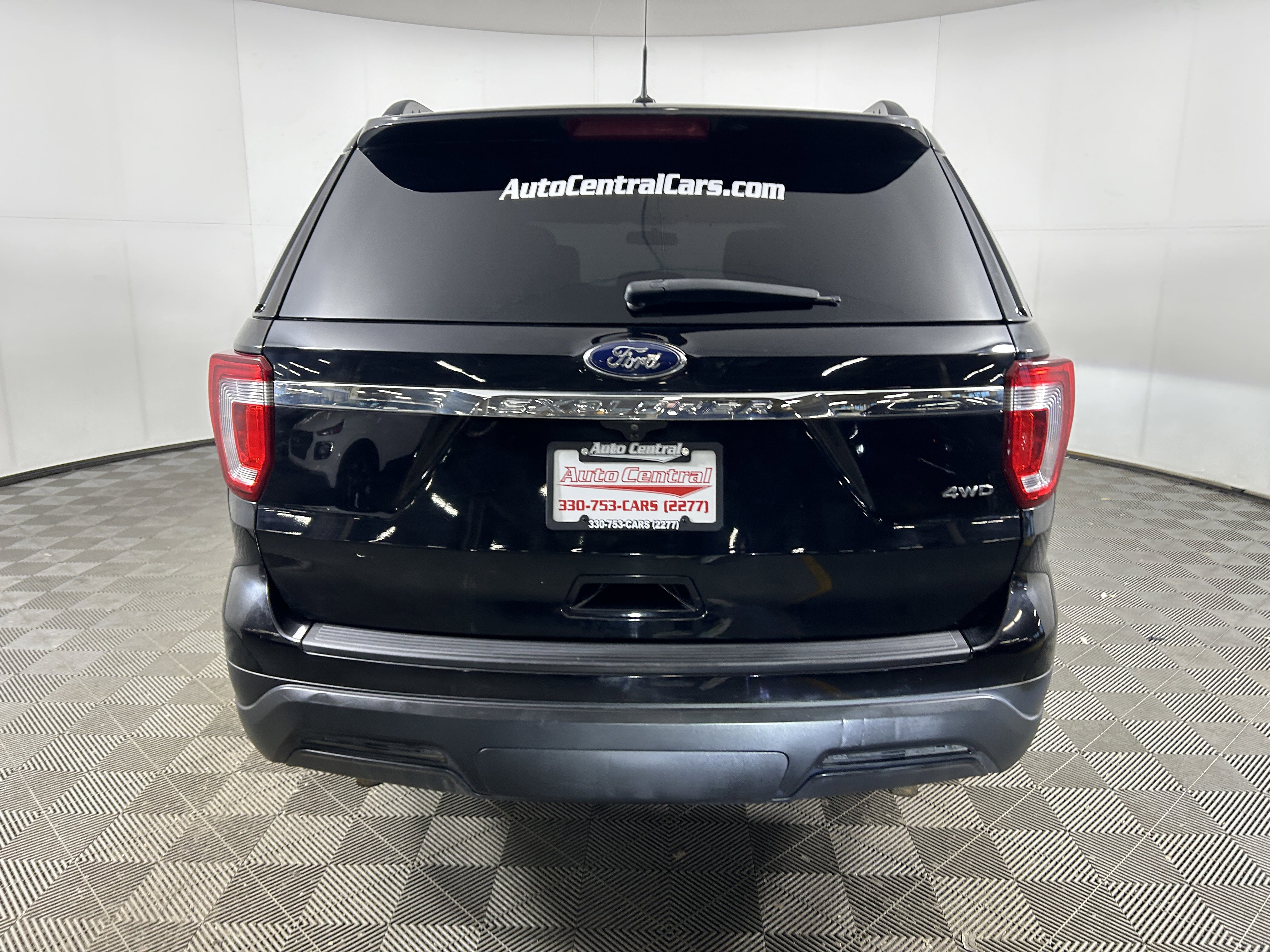 Used 2018 Ford Explorer 4WD image 7
