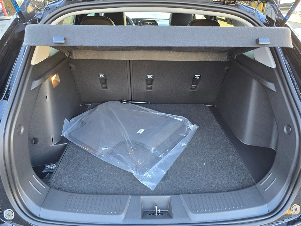 New 2026 Chevrolet Trax LT w/ Driver Confidence Package image 14