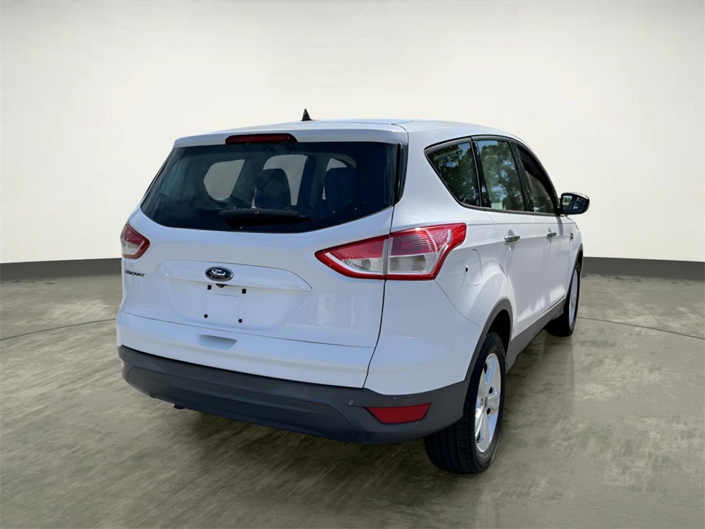 Used 2015 Ford Escape S image 8
