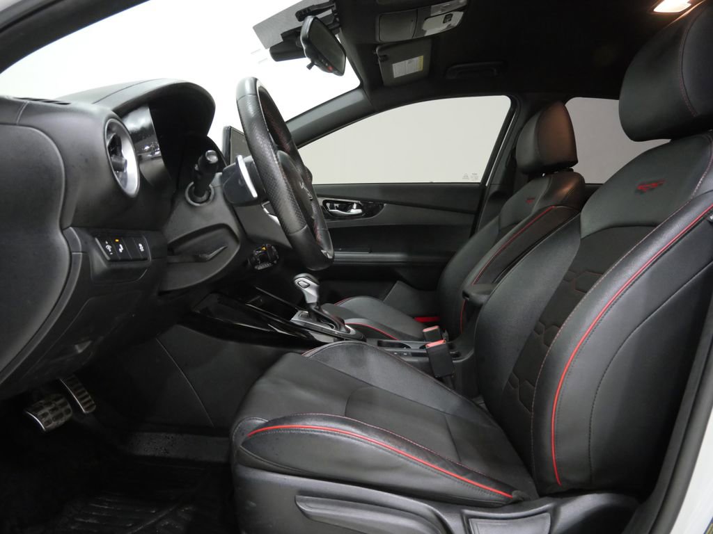 Used 2023 Kia Forte GT FWD image 12