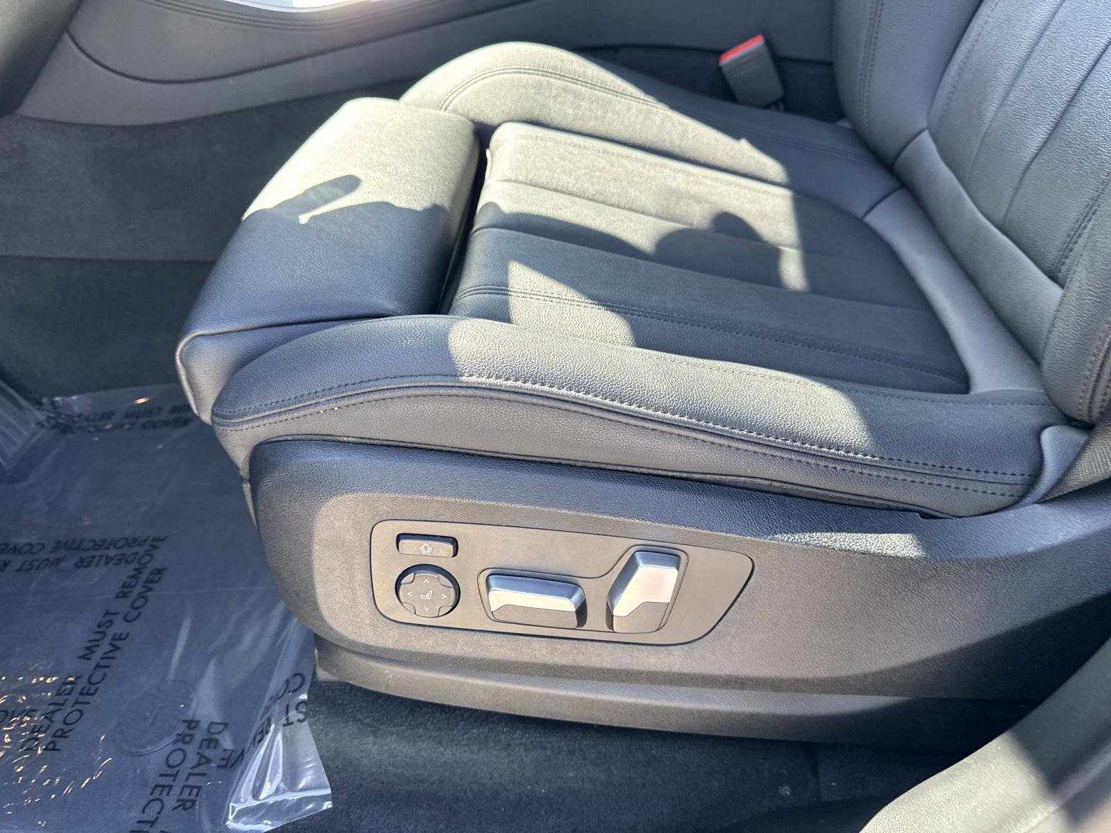 Used 2019 BMW X5 xDrive40i w/ Premium Package 2 image 17