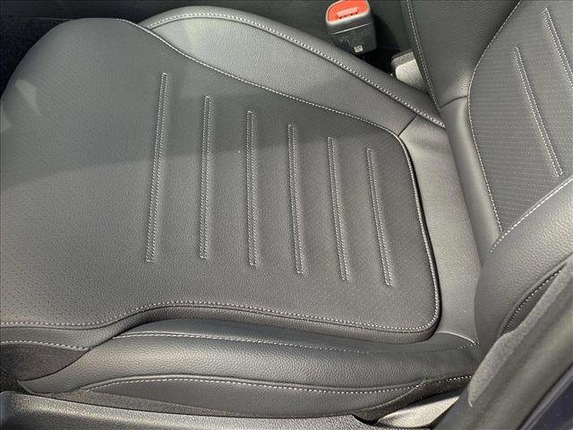 New 2024 Mercedes-Benz C 300 4MATIC Sedan image 4