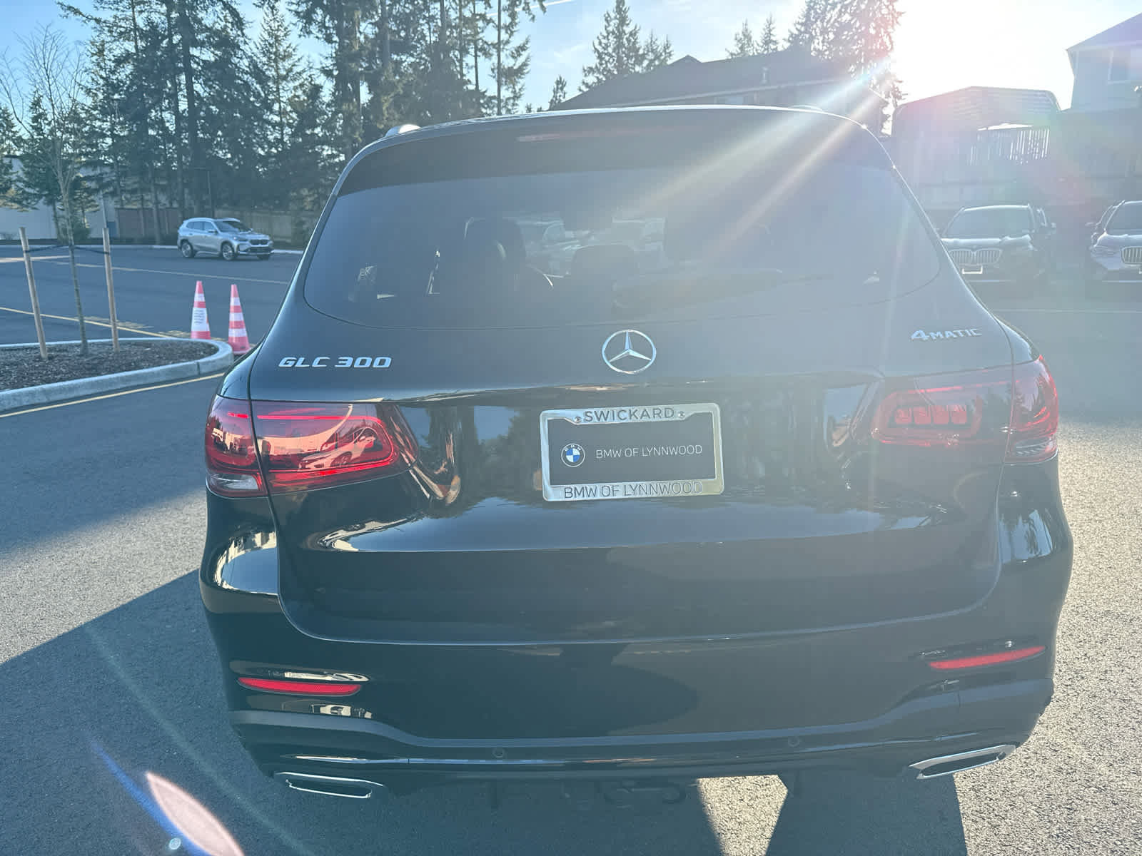 Used 2022 Mercedes-Benz GLC 300 4MATIC image 5