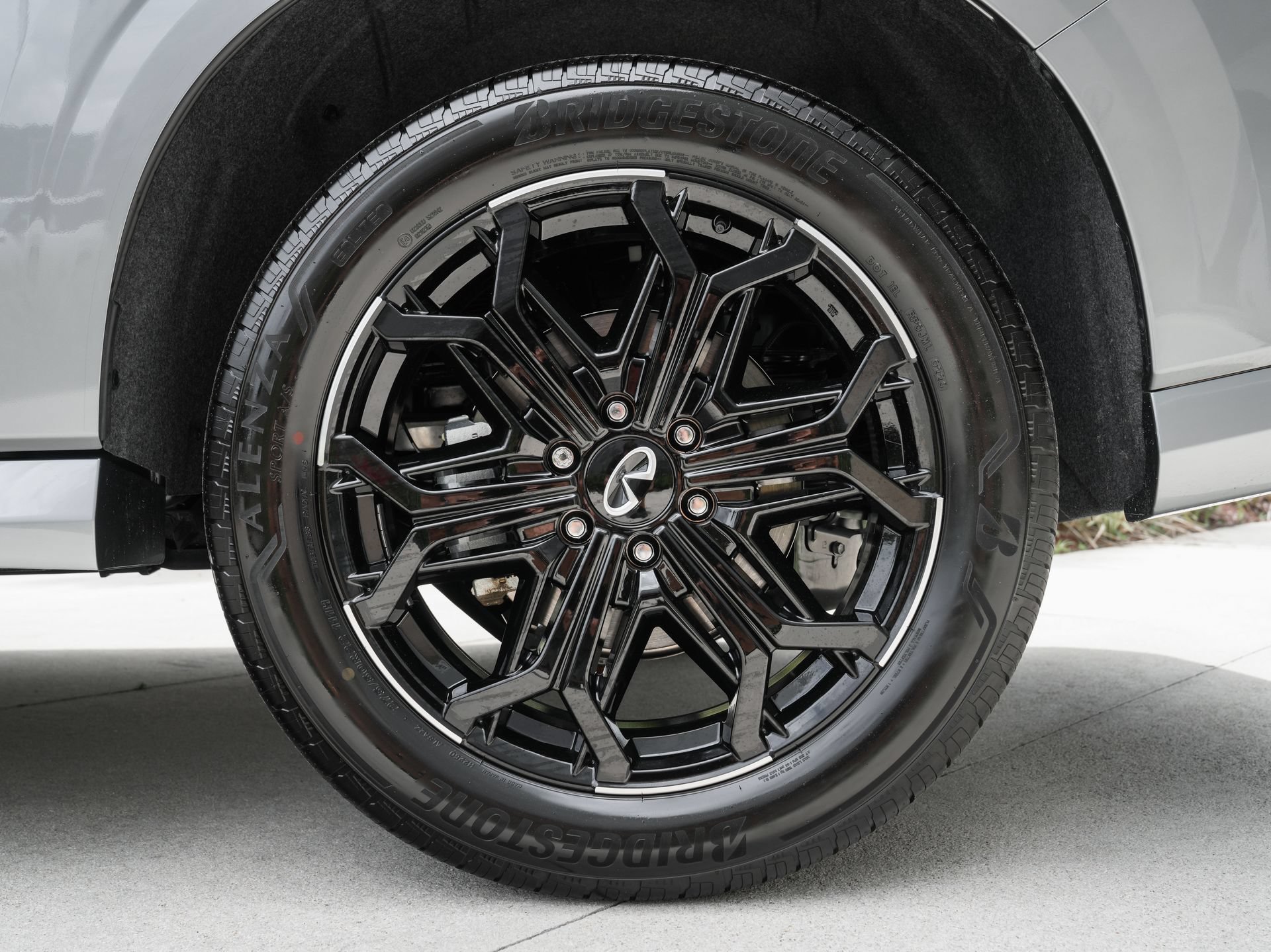 Certified 2026 INFINITI QX80 4WD image 28